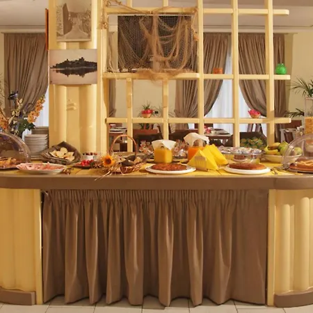 Il Telamonio Hotel 3*