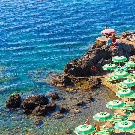 ホテル イル テラモニーオ 3*