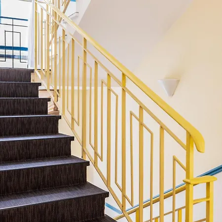 特拉摩尼奥酒店 塔拉莫内