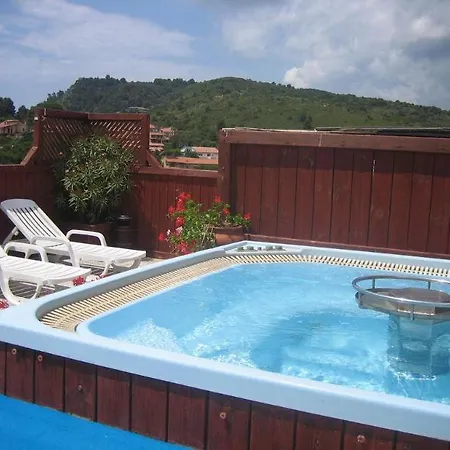 特拉摩尼奥酒店 3* 塔拉莫内