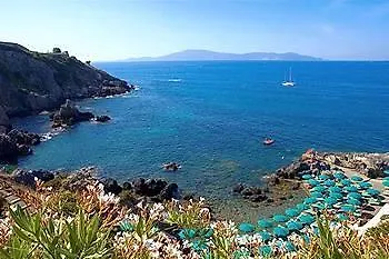 Il Telamonio 호텔 3*